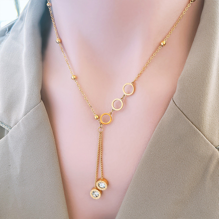 Korean Fashion Jewelry Roman Round White Zircon Tassel Pendant Elegant Titanium Steel Collarbone Chain Hollow Round Necklace