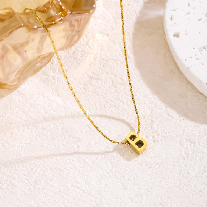 Cross-Border Hot Selling INS Gold 26 Capital English Letters Necklace Piercing Pendant Fine Polished Stainless Steel Necklace