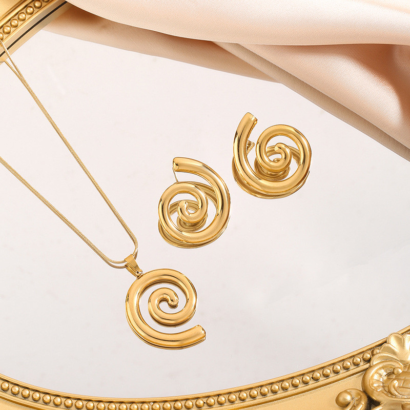 INS Trend New 18K Gold Stainless Steel Rotating Pattern Thread Necklace Stainless Steel Earrings Women's Jewelry Set