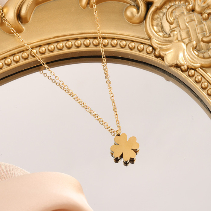 18K Four-Leaf Clover Titanium Steel Necklace 2022 New Women's Light Luxury Niche Design High-End Collarbone Chain Accessories