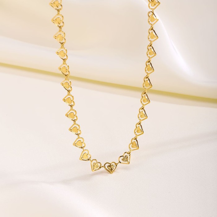 [Heart Series] Cross-Border Hot-Selling Heart-Shaped Stainless Steel Necklace for Women Versatile High-End Gold Peach Heart Collarbone Chain
