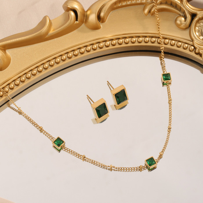 European and American Cross-Border French Elegant Zircon Necklace 2024 New Niche High-End Titanium Steel Women's Collarbone Chain Jewelry