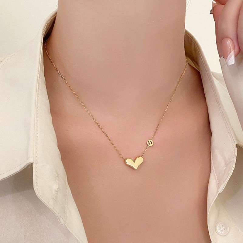 eShengYouYou Titanium Steel Necklace for Women, Three-Dimensional Heart Letter, Non-Fading Collarbone Chain Bracelet Set for Women