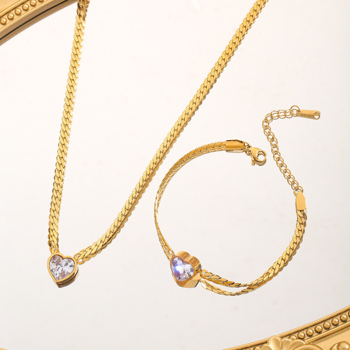 Wholesale Fashion White Zircon Heart Titanium Steel Necklace for Women Gold Simple Heart-Shaped Thick Collarbone Chai...