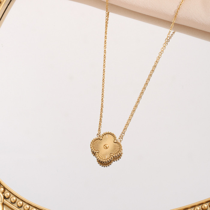 Fashion Hot-Selling Simple Stainless Steel Double-Sided Embossed Lucky Clover Necklace Versatile Trendy Elegant Four-Leaf Clover Collarbone Chain