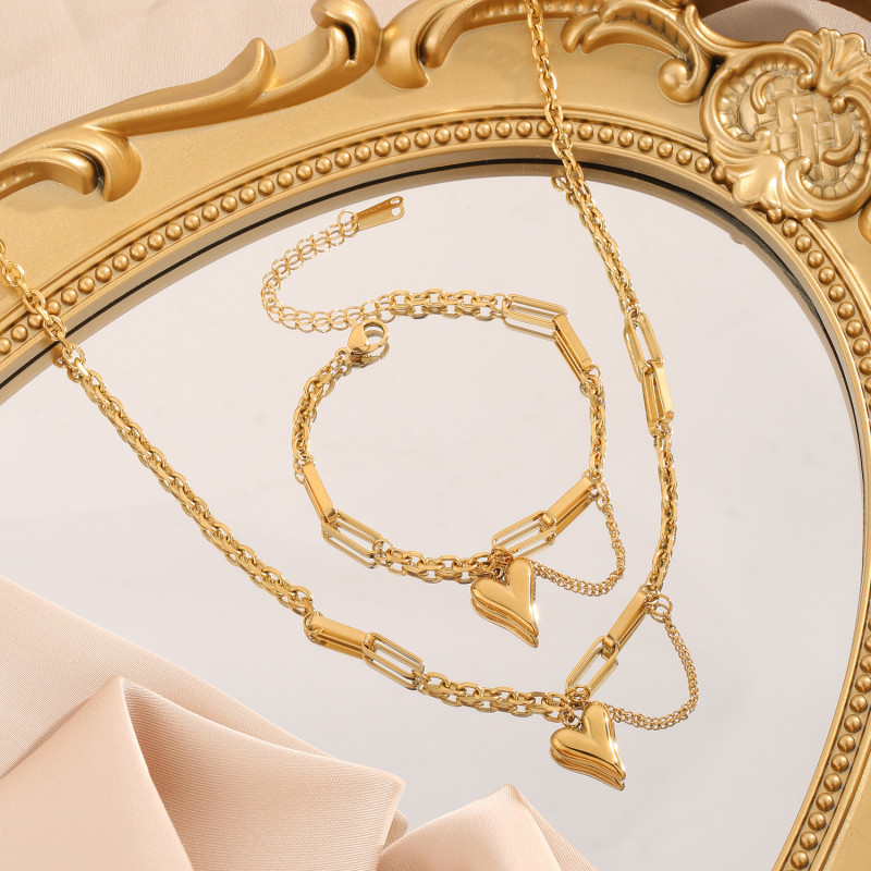 European and American Cross-Border Tassel Heart Necklace INS Style Set Jewelry Titanium Steel 18K Gold Heart Bracelet Necklace Set