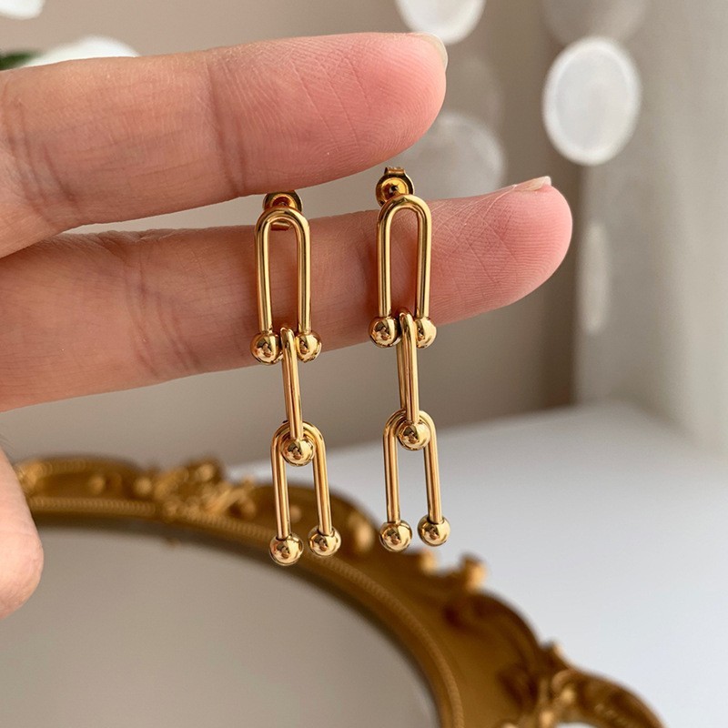 European and American INS Style Internet Celebrity Jewelry U-Shaped Horseshoe Buckle Stainless Steel Necklace for Women Non-Fading Titanium Steel Bracelet Lock Buckle Earrings