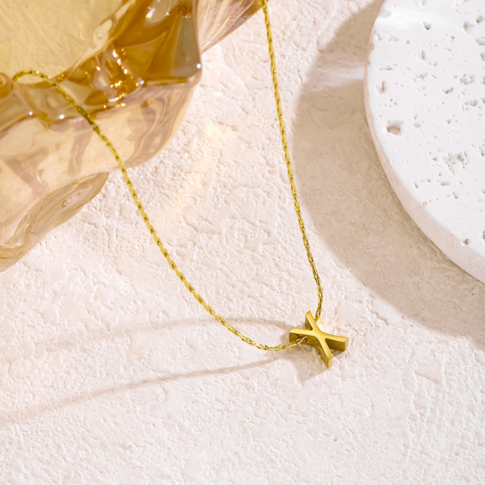 Cross-Border Hot Selling INS Gold 26 Capital English Letters Necklace Piercing Pendant Fine Polished Stainless Steel Necklace