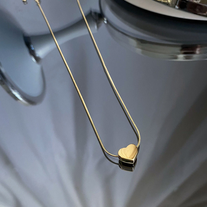 Hot-Selling Heart Titanium Steel Necklace Light Luxury Simple Summer Minimalist Style Accessory Internet Celebrity Te...