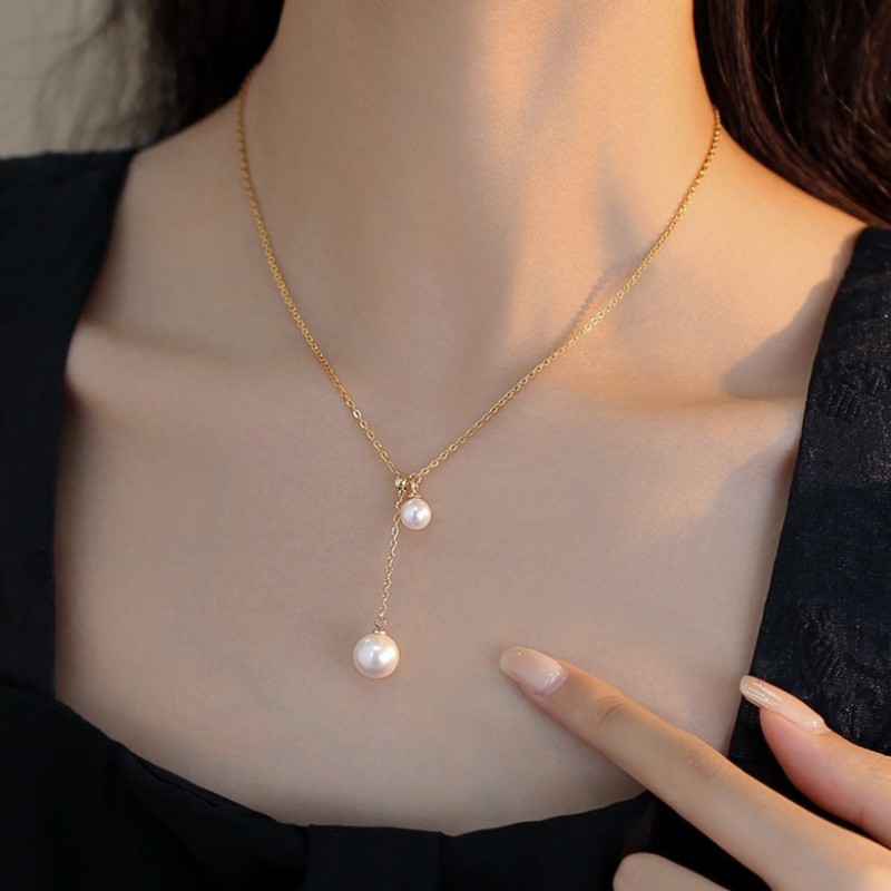 Ins Style French Light Luxury Niche Design Pearl Necklace for Women Wholesale Fashion Simple Versatile Titanium Steel Necklace Jewelry