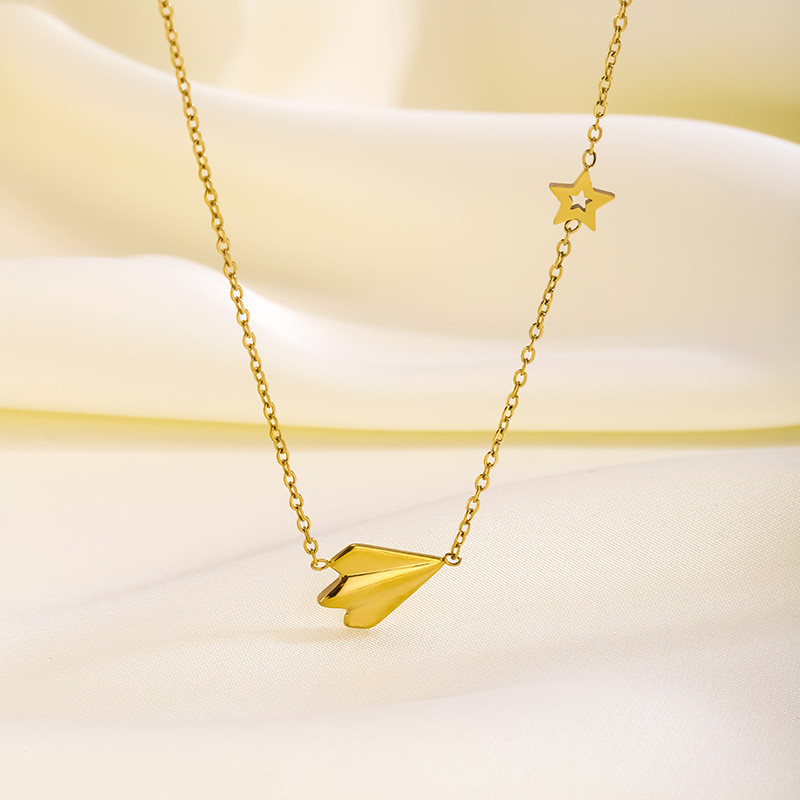 2025 New Airplane Necklace for Women Summer Sweater Chain Light Luxury Niche Internet Celebrity Trendy Design Sense Minimalist Style Non-Fading