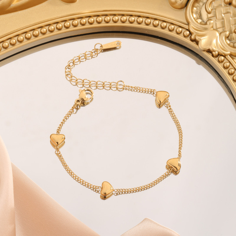 Cross-Border Sweet Temperament Small Heart Titanium Steel Necklace for Women Versatile Light Luxury Peach Heart Collarbone Chain Exquisite Compact Non-Fading