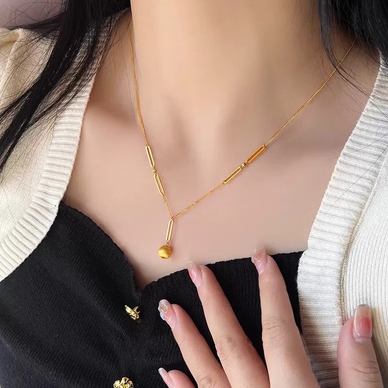 Cross-Border E-commerce Matte Gold Bead Titanium Steel Necklace for Women, Light Luxury Niche Design, Simple Versatile High-End Clavicle Chain