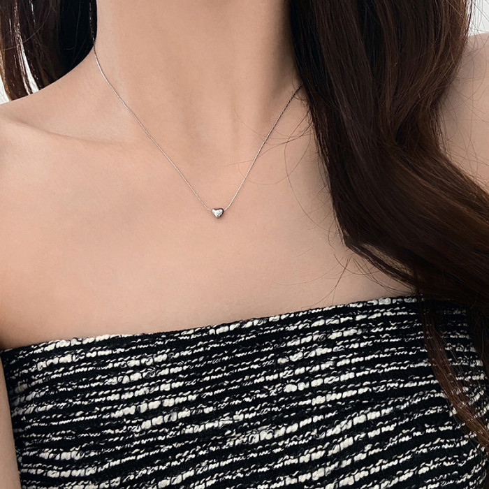 Niche Love Necklace for Women Ins Cold Style Temperament Clavicle Chain Niche Design Simple All-Match Necklace Wholesale