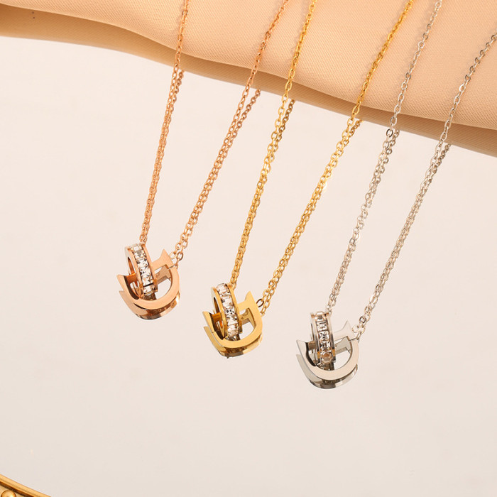 Korean Style D-shaped Circle Stone Titanium Steel Necklace for Women Fashionable Versatile Collarbone Chain Interne...