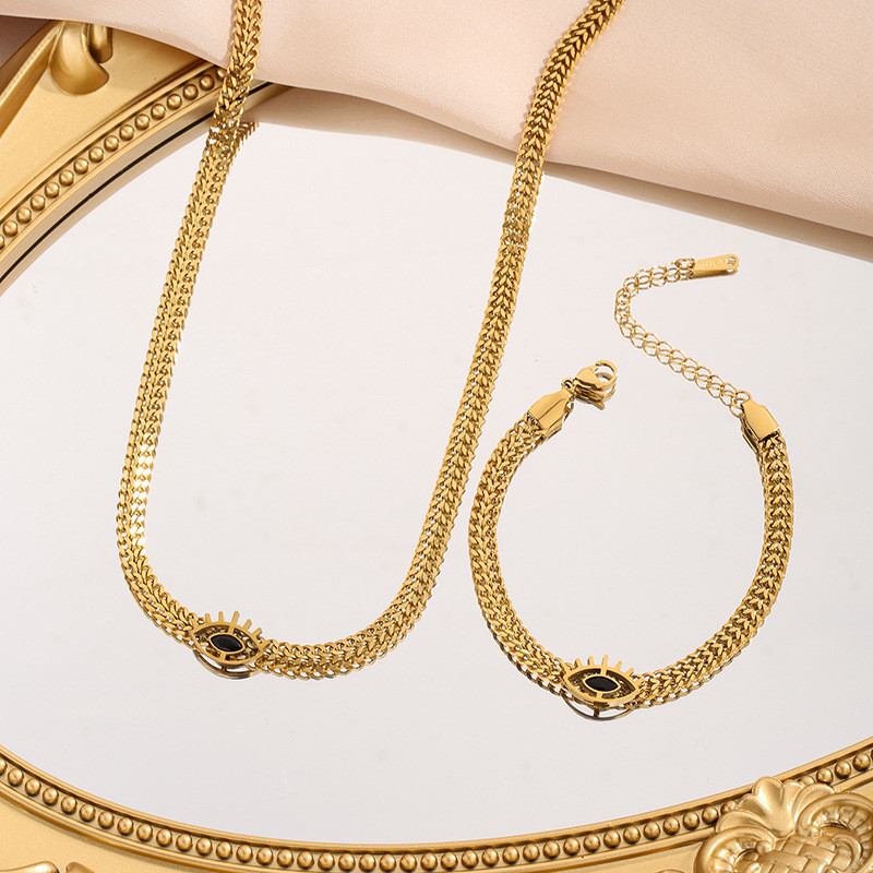 European and American Cross-Border AliExpress New Versatile Design Metal Stainless Steel Black Diamond Devil's Eye Necklace for Women Wholesale