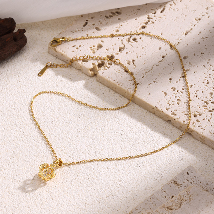 Korean Version Gold Luxury Stone Necklace for Women Fashion Queen Crown Pendant Necklace Internet Celebrity High-en...