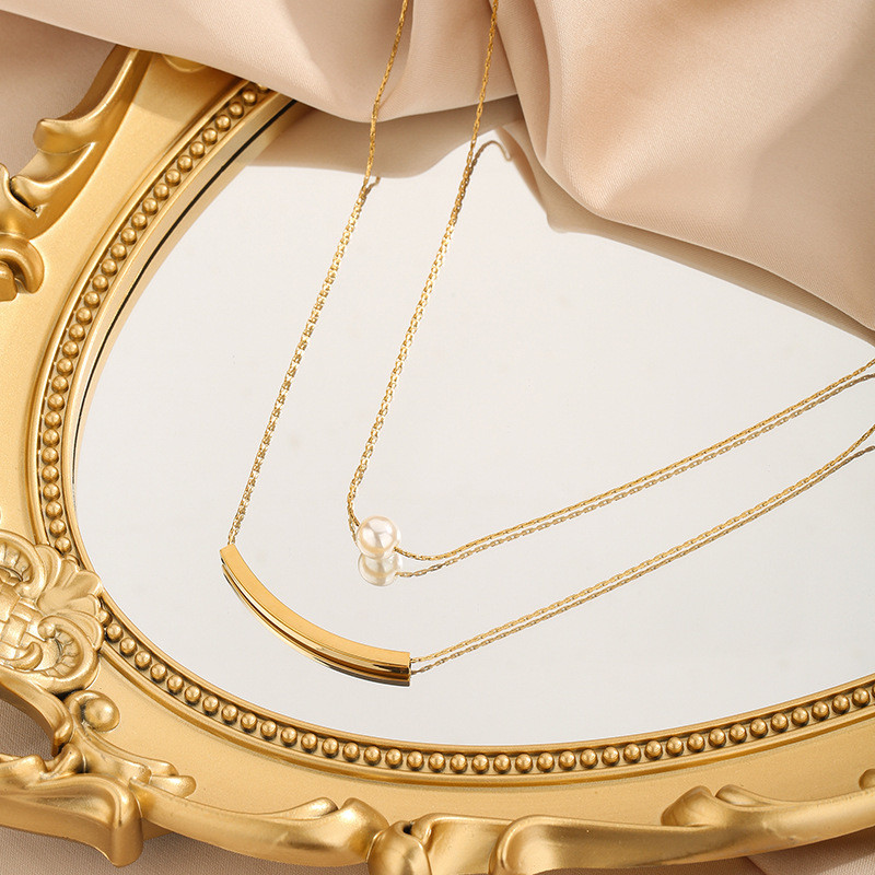 French Minimalist Double Layer Clavicle Chain Titanium Steel 18k Gold Personality Versatile Elegant Necklace Sweet Girl Shell Pearl Jewelry for Women