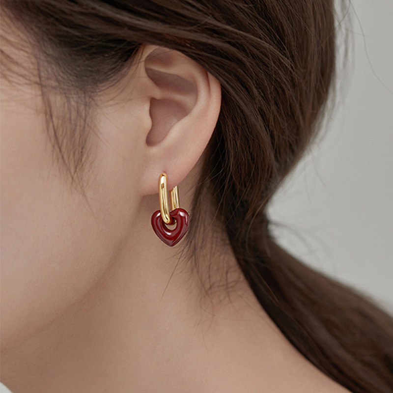 Korean Style Sweet Cool Niche Design Sense Elegant Versatile Hollow Red Heart Titanium Steel Earrings Beautiful and Elegant Ear Jewelry
