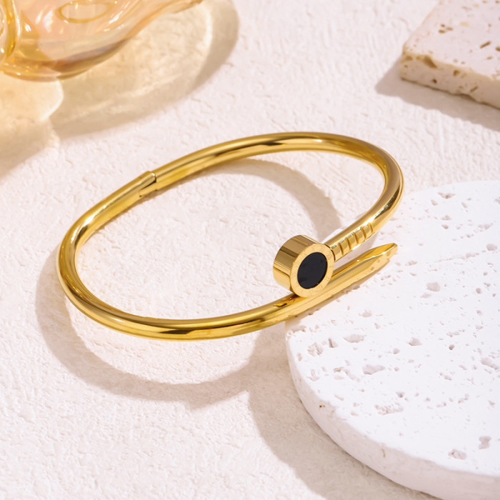 European and American Cross-Border Wholesale Clasp Manufacturer Women's High-End Feel Hand Jewelry Non-Fading Accessories Roman Numerals Titanium Steel Bracelet Trendy