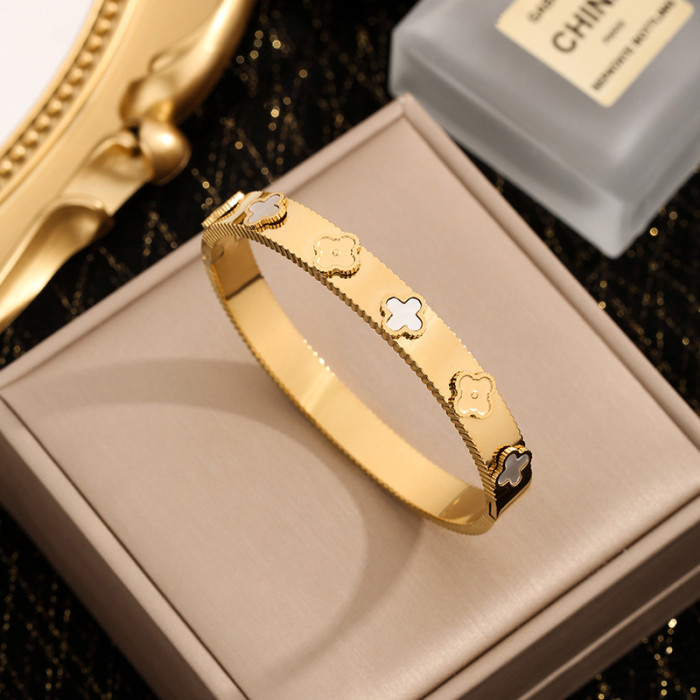 Trade New Fashion Flower Stainless Steel Bracelet for Women High-End Three-Dimensional Mother-of-Pearl Four-Leaf Clov...