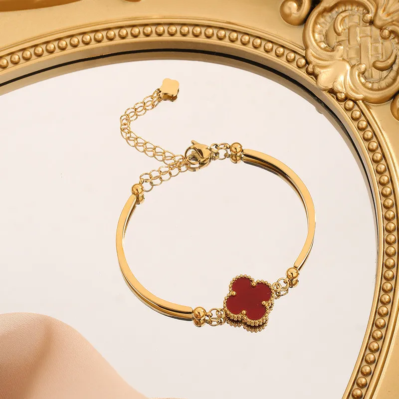 European and American Titanium Steel New Four-Leaf Clover Bracelet for Women, Non-Fading, Elegant, Versatile, Personality, Internet Celebrity, Light Luxury Jewelry Wholesale