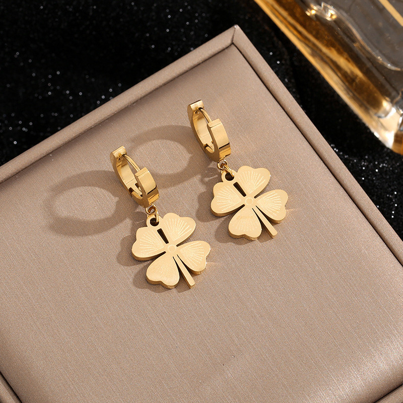 Korean Style Unique Design New Versatile Titanium Steel Heart Clover Flower Leaf Earrings for Women Niche Boutique Ear Jewelry