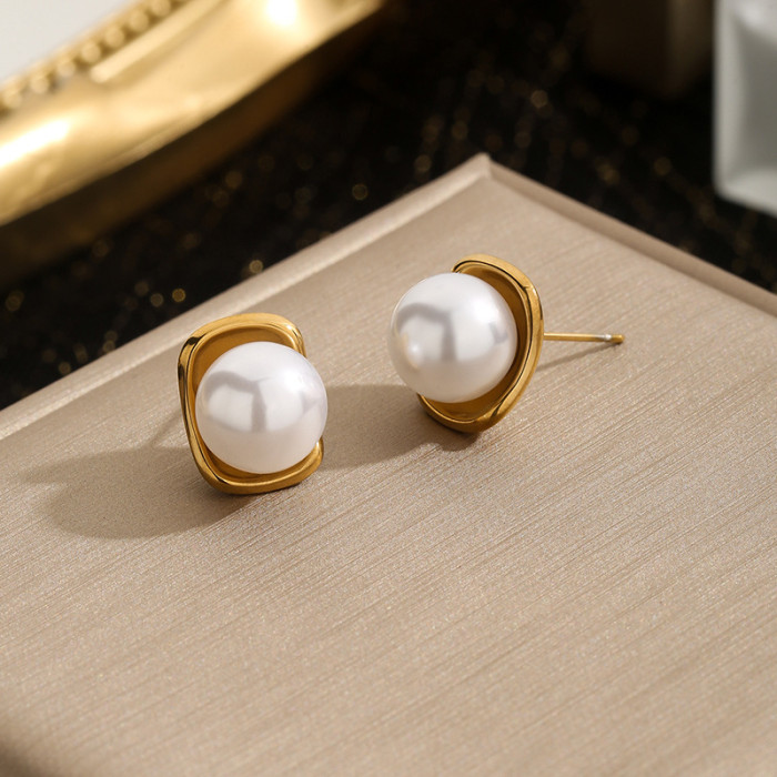 Vintage Earrings for Women Elegant High-end Light Luxury Niche Design Antique Stud Earrings Stainless Steel Pearl Ear...