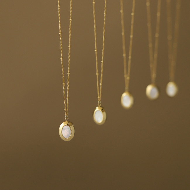 French Style Non-Fading Elegant Evening Party Fashion Accessories Titanium Steel Gold-Plated Oval Pendant Inlaid with Colorful Stone