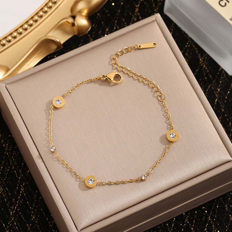 High-End Small Diamond Titanium Steel Bracelet Niche Design Light Luxury Niche Exquisite Female Best Friend Simple Cold Style Two-Piece Set