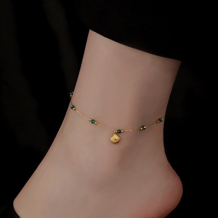 Shell Anklet for Women Trendy Niche Design Gold-Plated 2024 New Summer Titanium Steel Fashion Emerald Bead Foot Chain