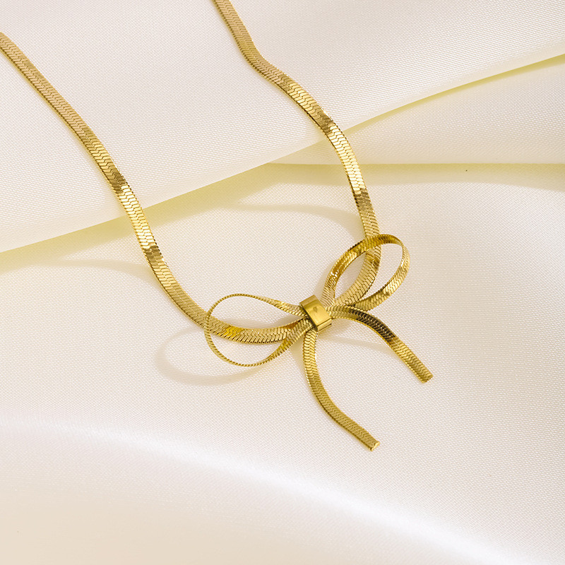 Neck Chain Bow Summer Choker Short Neck Chain Non-Fading Titanium Steel 18K Gold High-End Gift Accessories