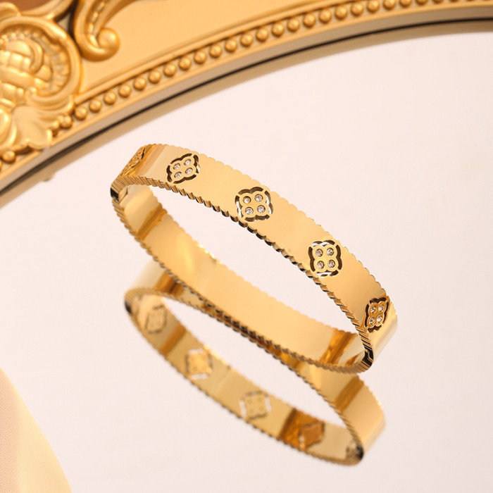 European and American Design New 18K Gold Plated Titanium Steel Bracelet Hollow Inlaid Diamond Four-Leaf Clover Personalized Versatile Ins Style Bracelet Trendy