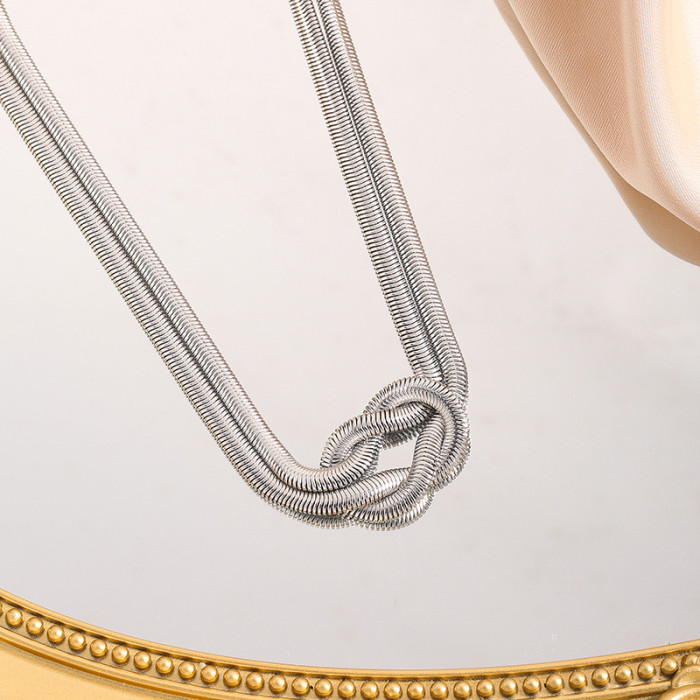 European and American Style Punk Hip-Hop Jewelry Personality Knot Design Double Layer Snake Bone Chain Titanium Steel Jewelry Set for Women