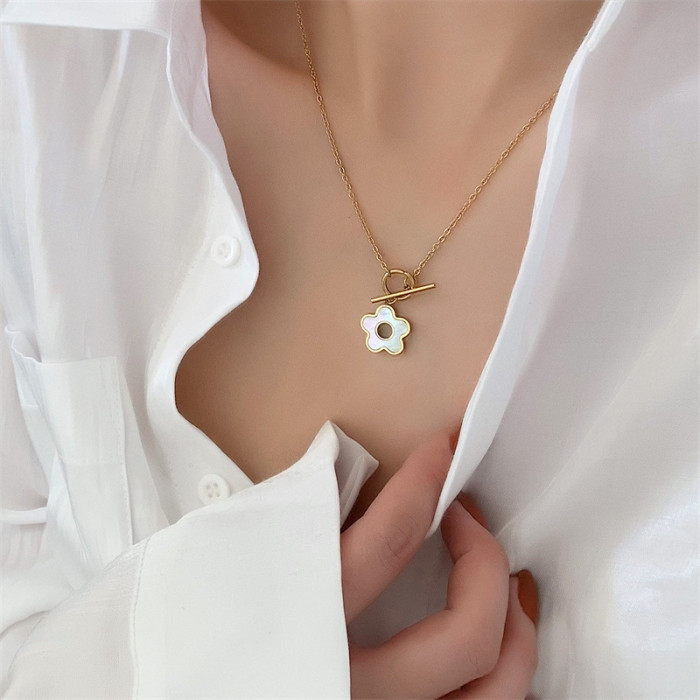 Korean Version Simple White Shell Flower Light Luxury Niche Design Sense European and American Retro Titanium Steel French Sweater Chain Collarbone Chain