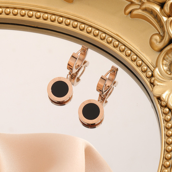 Hot Selling Titanium Steel Earrings Roman Numeral Symbol Ear Clips Simple Fashion Commuting Round Pendant Earrings