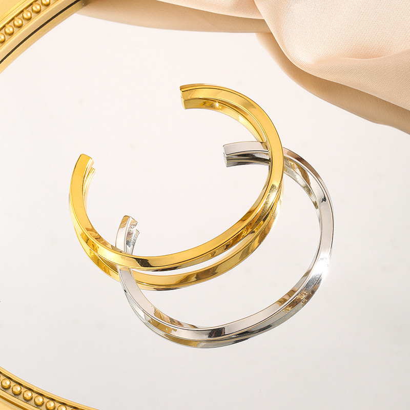 Cross-Border Titanium Steel Gold-Plated Twisted Open-Ended Bracelet Female European and American Special-Interest Design Simple Personality Couple Bracelet Jewelry