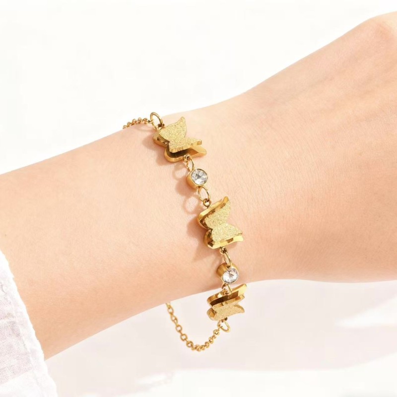 Cross-Border Wholesale European and American Niche Design Simple Versatile Personality Fashion Three-Dimensional Butterfly Pull Chain Titanium Steel Bracelet