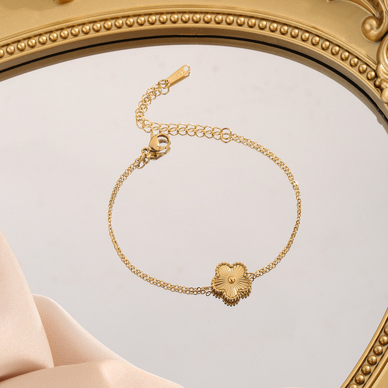 Cross-Border Fashion Laser Five-Leaf Flower Titanium Steel Bracelet for Women Versatile High-End Fashion 18K Non-Fading Jewelry Wholesale