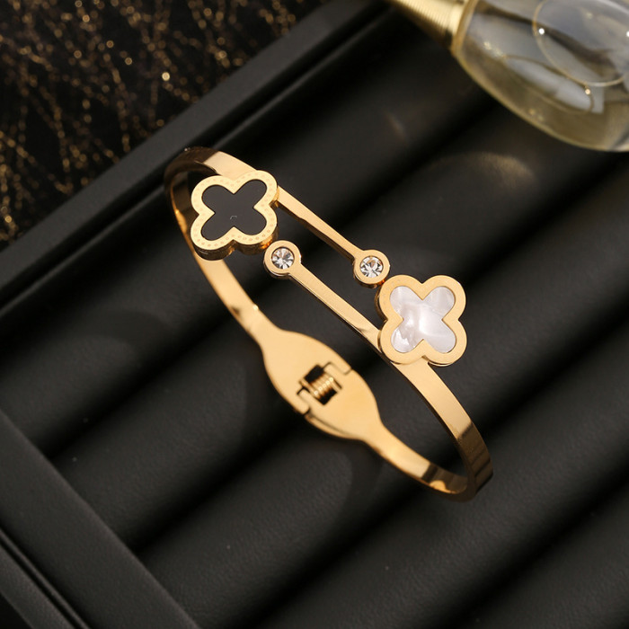Black and White Double Four-Leaf Clover Bracelet Titanium Steel Micro Stone-Inlaid Gold Plated 18K Rose Gold Shell...