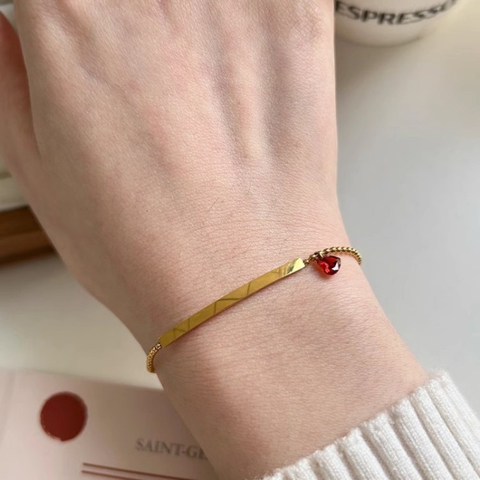 Simple and Elegant Red Zircon Heart Smooth Bar Titanium Steel Bracelet Versatile Small Zircon Round Bead Chain Jewelry Trend