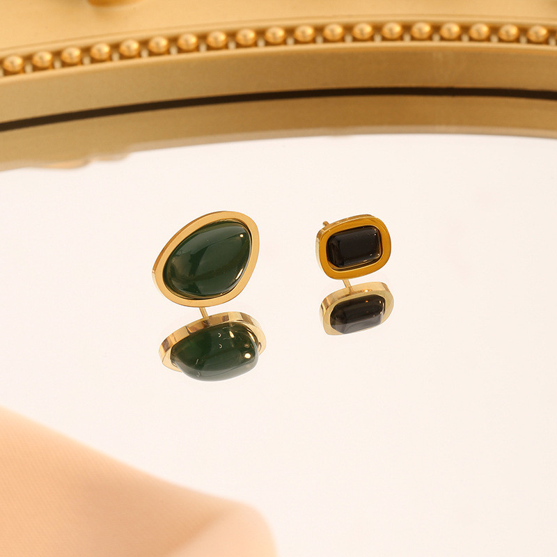 Niche Light Luxury Design Green Black Green Agate Double Pendant Titanium Steel Earrings for Women Summer 2024 New Non-Fading Ear Jewelry