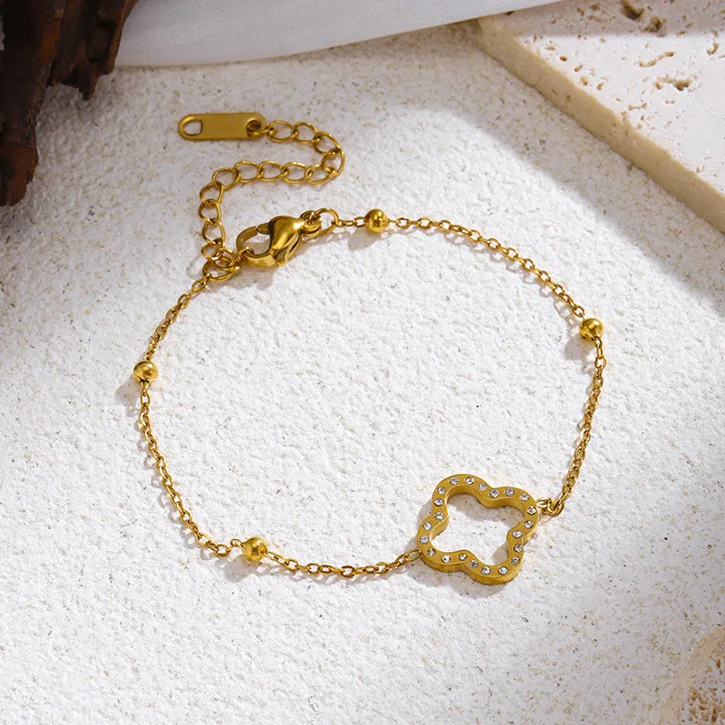 Cross-Border Hot-Selling New Niche Four-Leaf Clover Micro-Inlaid Zircon Stainless Steel Bracelet for Women, Light Luxury Versatile 18K Gold Jewelry