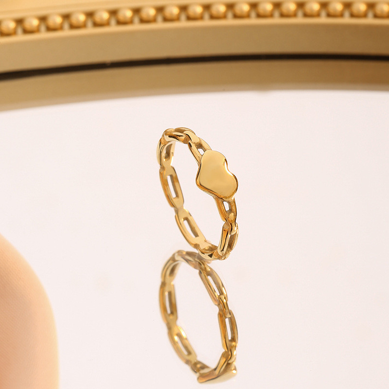 Metallic Heart Ring for Women, Unique Design, Non-Fading Hollow Gold-Plated Ring, Fashionable Geometric Titanium Steel Jewelry