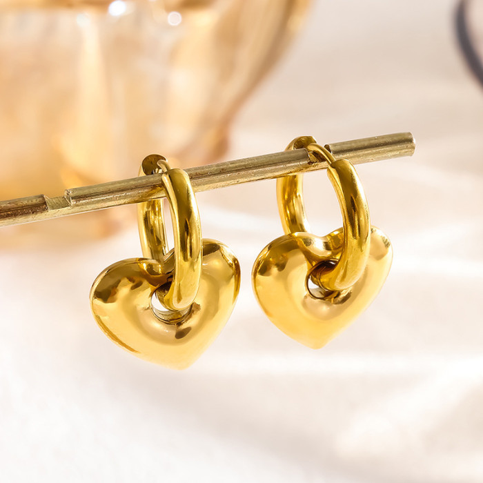 French Retro Earrings Simple 18K Gold Plated High-end Heart-shaped Earrings Niche Design Earrings Hoops