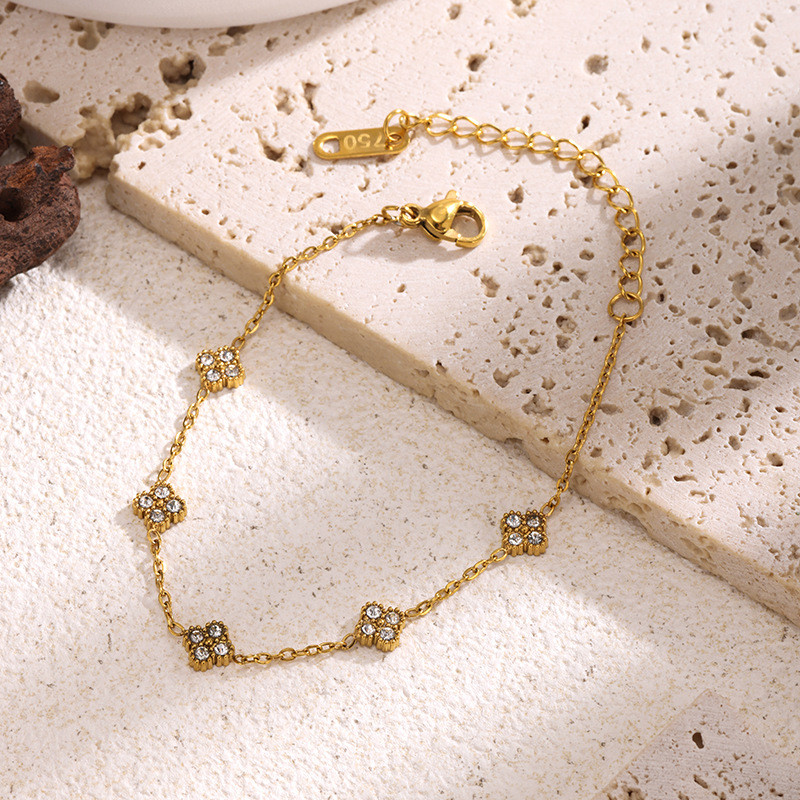 European and American Cross-Border Fashion Retro Diamond-Studded Four-Petal Flower Accessories Stainless Steel Bracelet for Women Light Luxury Versatile Trendy Jewelry