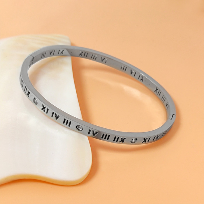 TikTok Hot-Selling Niche Design Titanium Steel Roman Numeral Stone-Studded Bracelet for Women, Light Luxury High-En...