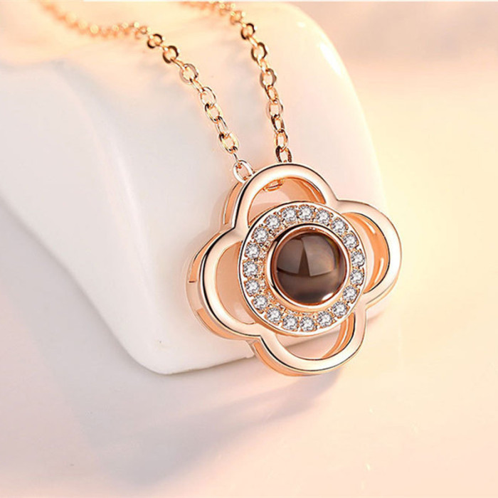 Four-leaf Clover Love Memory Projection Couple Necklace 100 Languages I Love You Pendant One Piece Dropshipping Customization