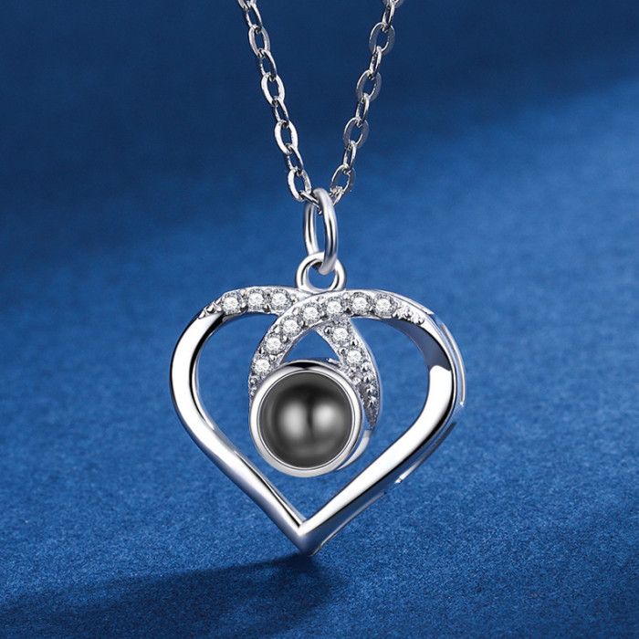 Amazon Hot-Selling Heart-Shaped Nano Projection Necklace for Women Colorful Photo Custom Pendant Dropshipping