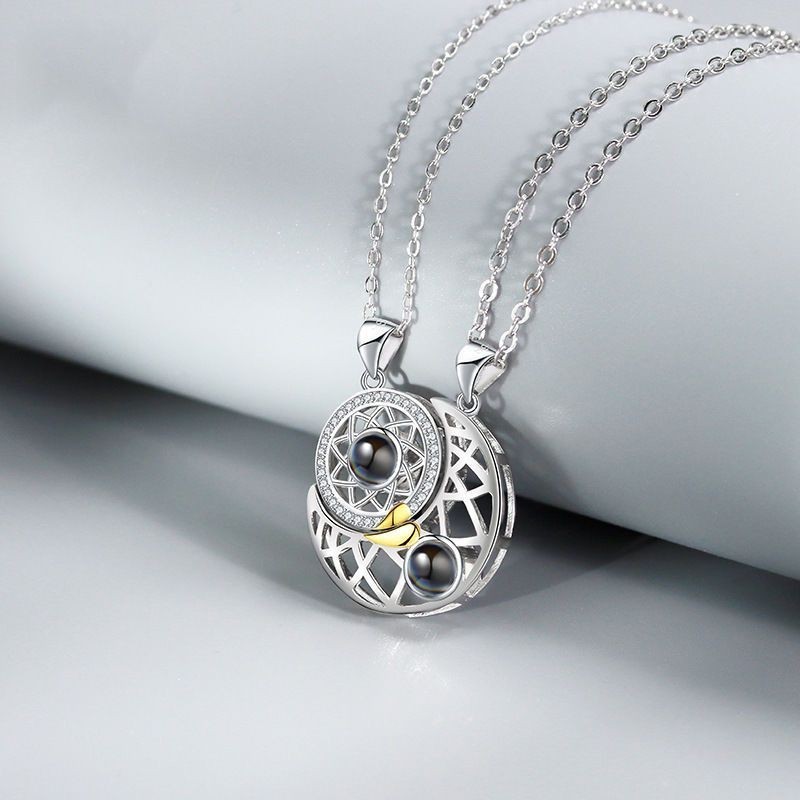 Couple Necklaces Pair Men Trendy Women Student Love Memory Projection Sun Moon Star Pendant Splicing Attraction Collarbone Chain